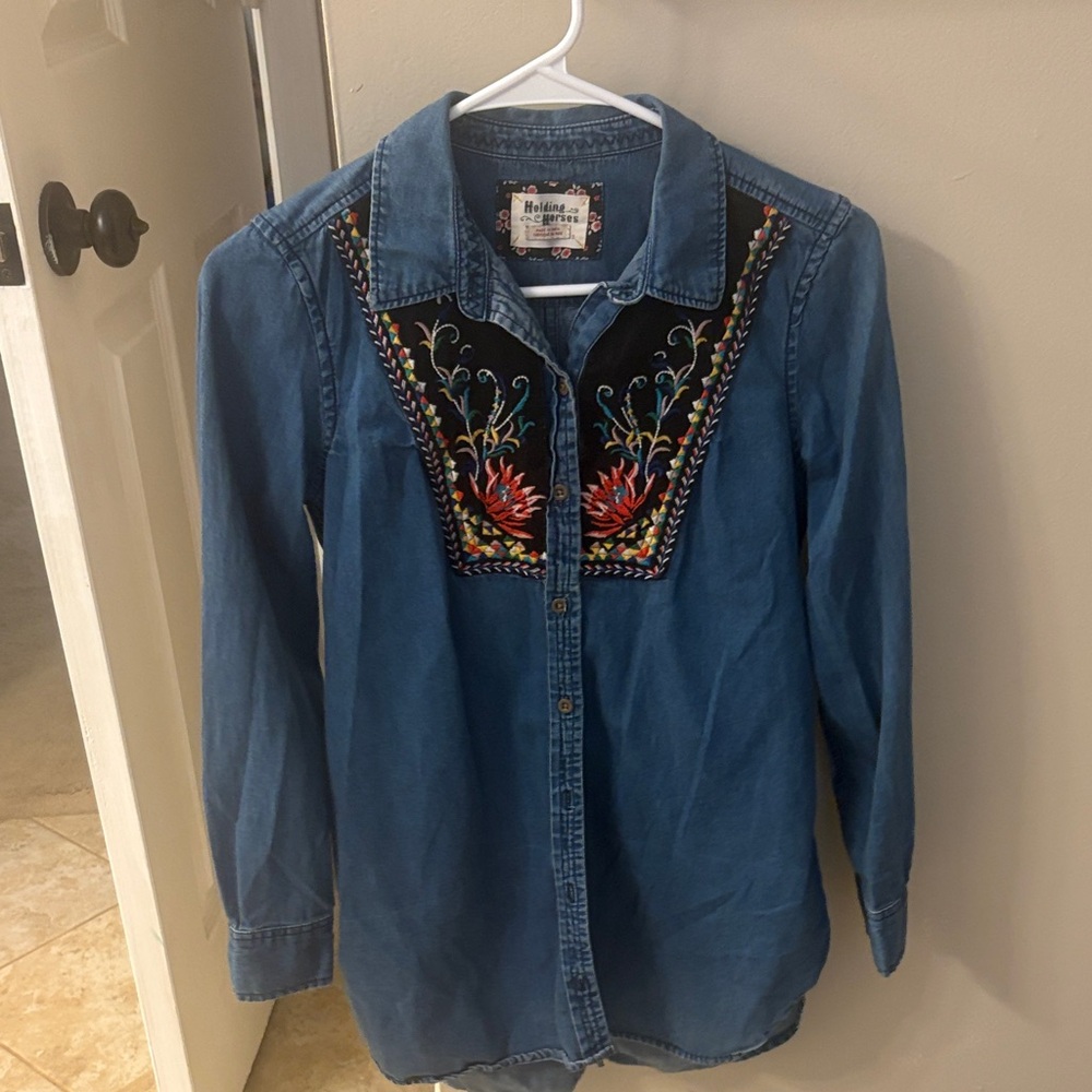 Anthropologie HOLDING HORSES Blue Embroidered Blouse